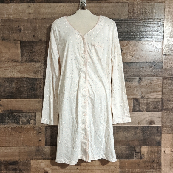 Long sleeve night gown / long button up t-shirt - Picture 1 of 7